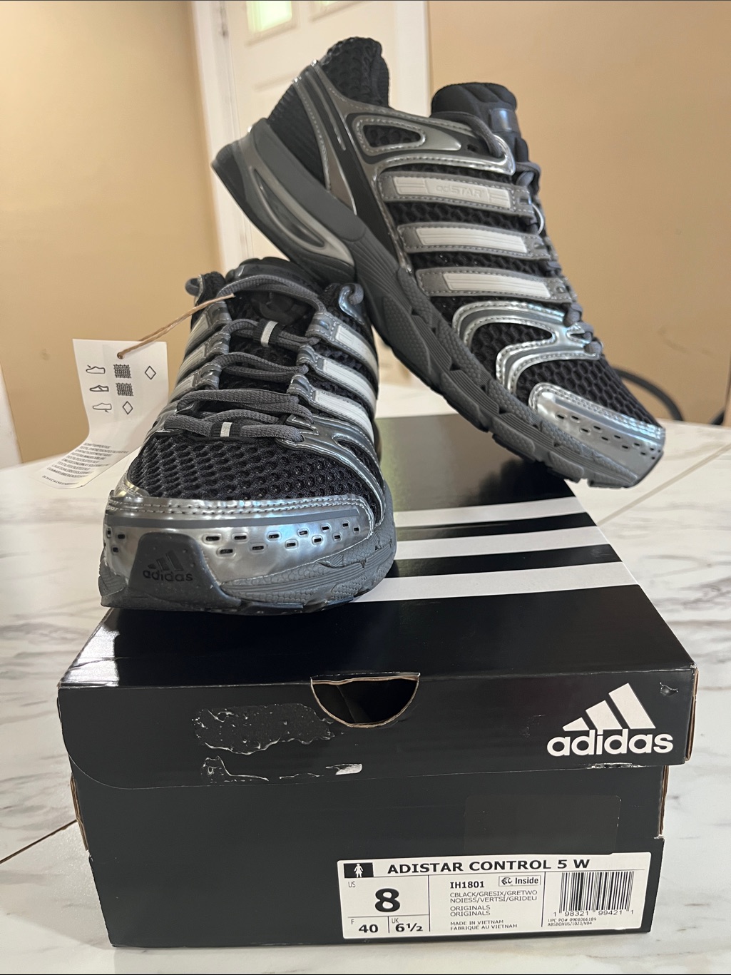 Adidas Womens Adistar Control 5w Sneakers  Black  Silver